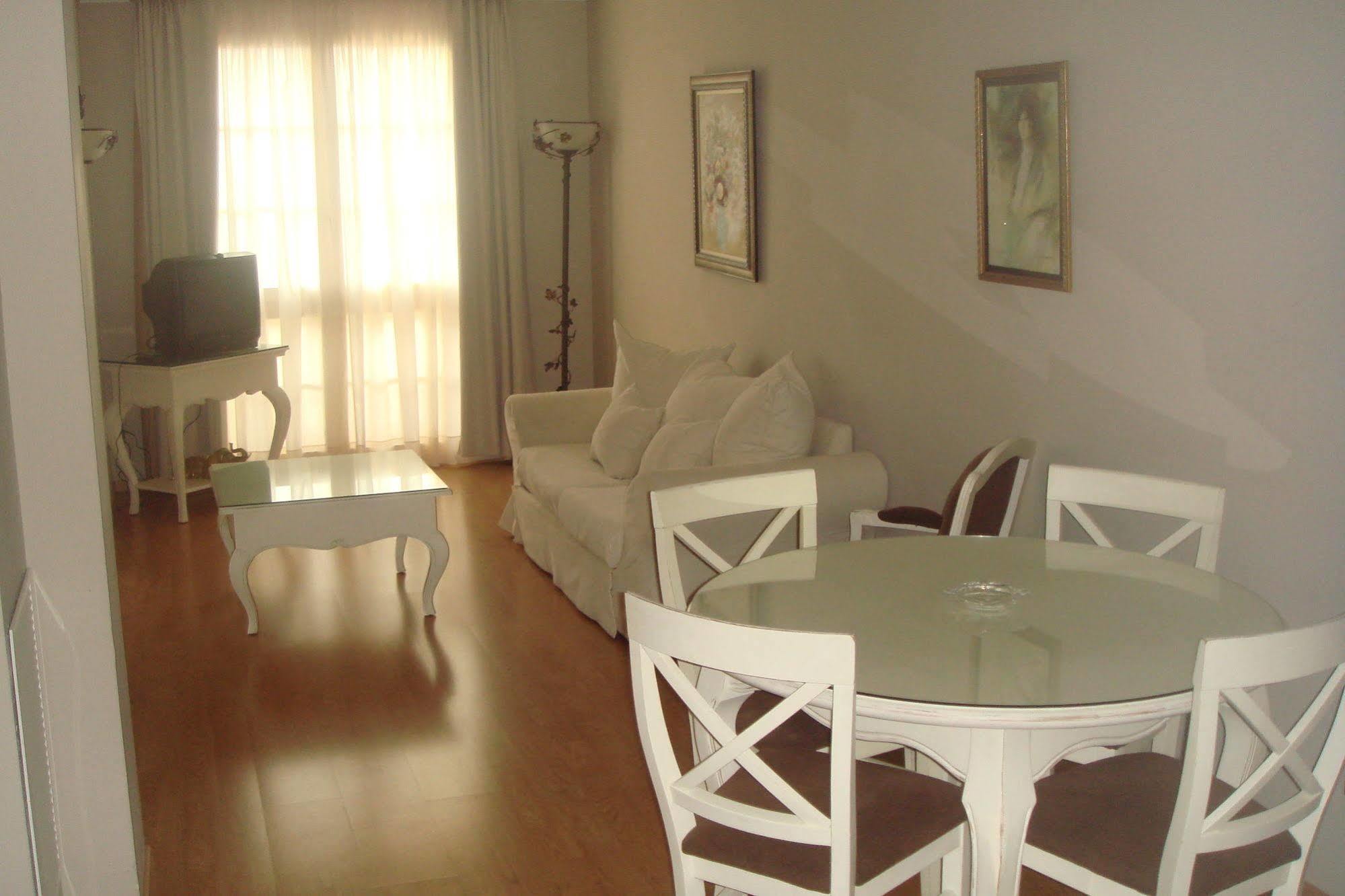 Apartaments Bt Vent De Garbi Empuriabrava Bagian luar foto