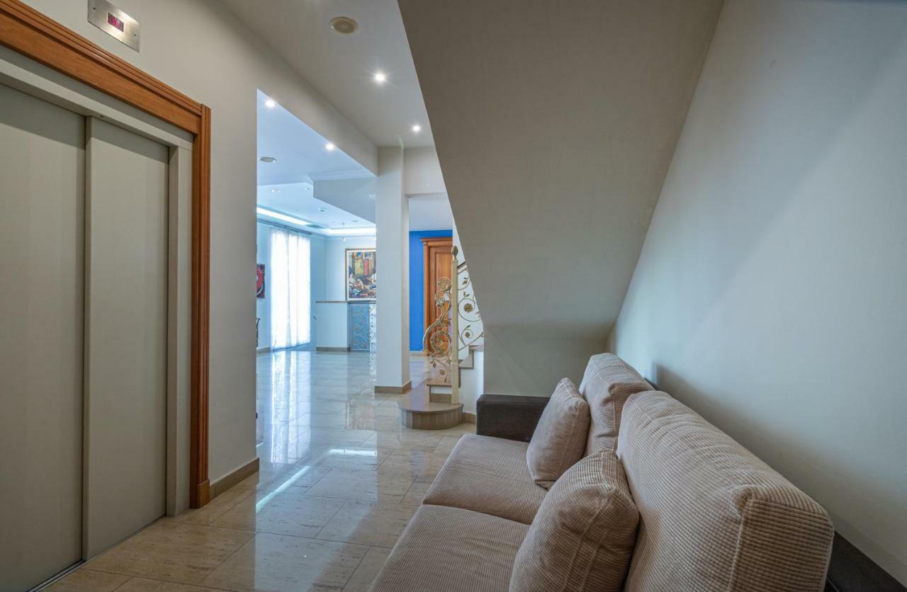 Apartaments Bt Vent De Garbi Empuriabrava Bagian luar foto