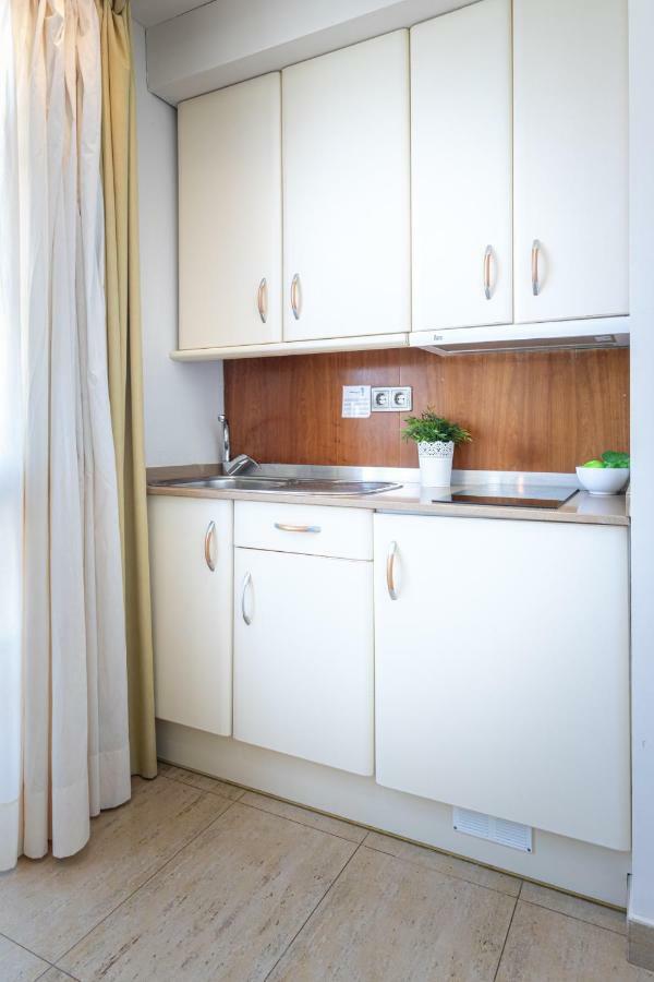 Apartaments Bt Vent De Garbi Empuriabrava Bagian luar foto