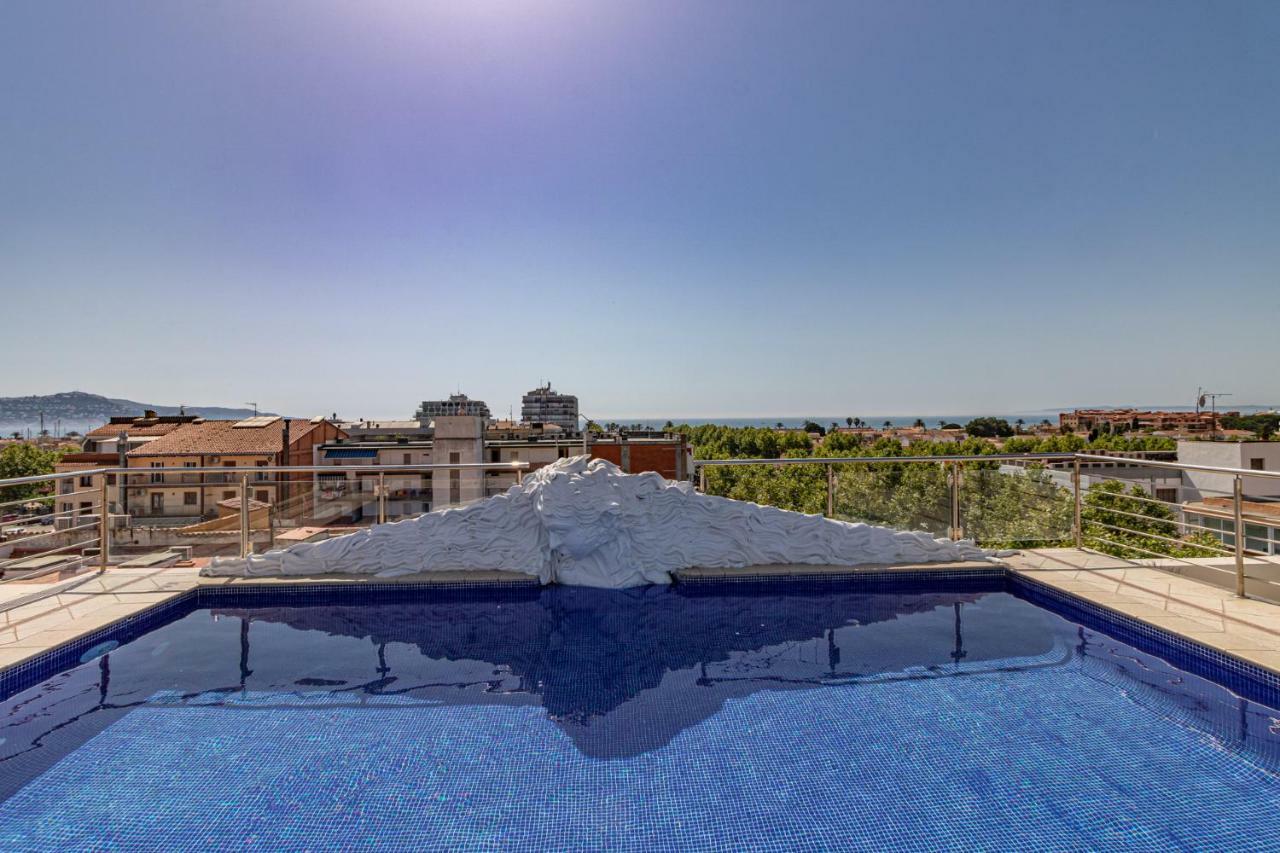Apartaments Bt Vent De Garbi Empuriabrava Bagian luar foto