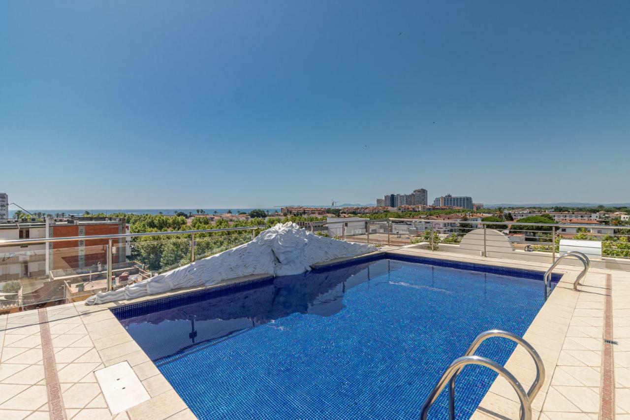 Apartaments Bt Vent De Garbi Empuriabrava Bagian luar foto