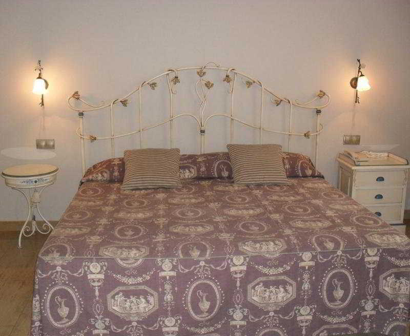 Apartaments Bt Vent De Garbi Empuriabrava Bagian luar foto
